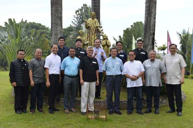 Filipiny – Pięć inspektorii regionu Azja Wschodnia-Ocenia wzięło udział w Kuratorium Ośrodka Formacyjnego w mieście Lawaan