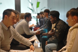 Spagna – La Federazione Pinardi e la Fondazione “Quiero Trabajo” riuniscono 100 giovani con 50 manager di importanti aziende per migliorare l’occupabilità dei giovani