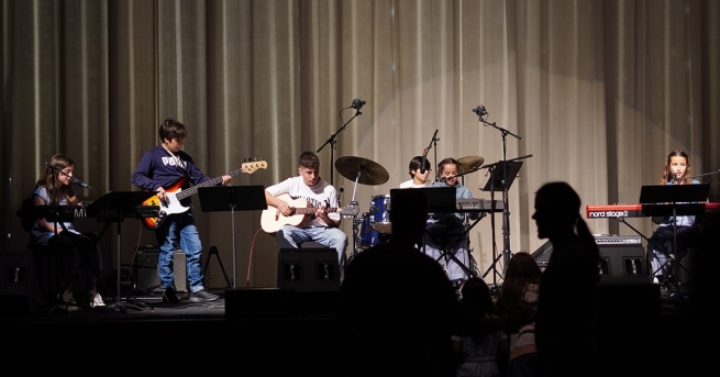Portogallo – Gli studenti di “Musicentro” dei salesiani di Porto si sono esibiti in occasione del 18° anniversario della “Casa della Musica”
