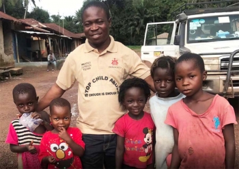 Serra Leoa – O Centro Juvenil “Dom Bosco” de Freetown: uma fábrica que salva vidas em meio a sorrisos