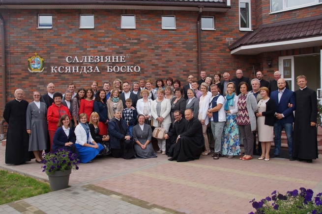 Belarus –  O P. Fernández Artime: “Cabe-nos agora falar de Jesus Cristo!”