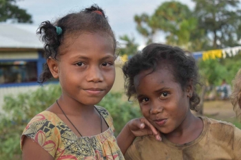 Wyspy Salomona – Projekt dotyczący dzieci i młodzieży z obrzeży śmietnisk w Ranadi