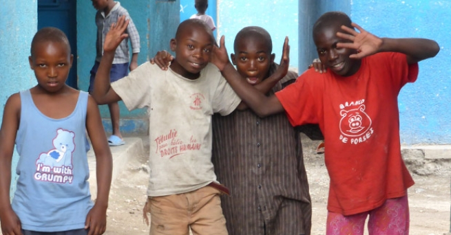 Demokratyczna Republika Konga – Promować edukację dzieci i młodzieży, walcząc z ubóstwem
