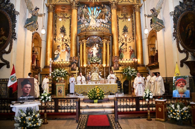 Peru – Celebração Eucarística no "Sagrario": homenagem ao patrimônio salesiano