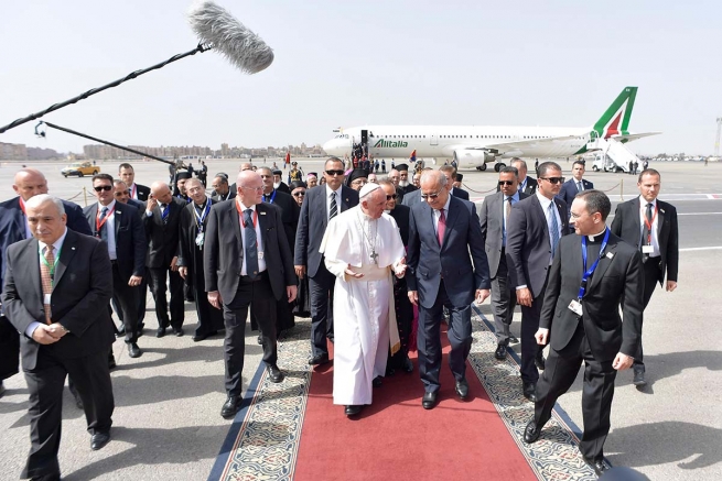Egitto – L’eredità del viaggio del Papa: identità ed educazione per un futuro di pace