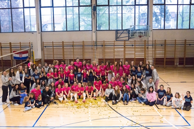 Croatie – Le club de volley-ball féminin « Don Bosco » de Zagreb remporte le championnat de Première Ligue