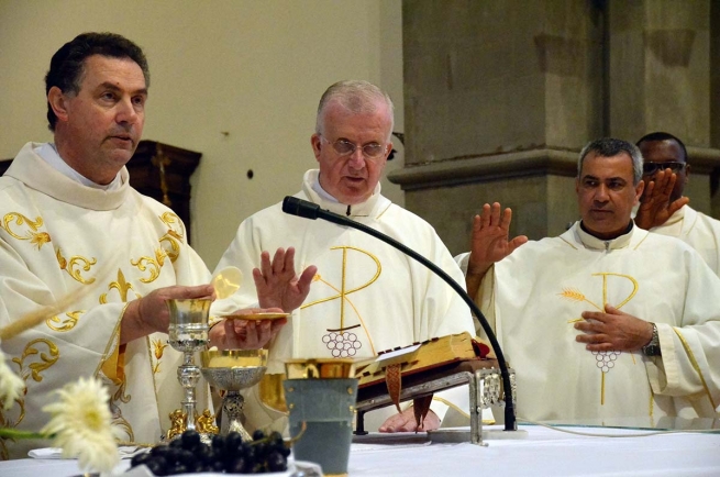 Itália – Padre Ángel Fernández Artime em visita a Florença
