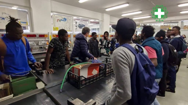 Italia – 18 giovani migranti al corso dei salesiani per diventare meccanici: “Una grande opportunità”