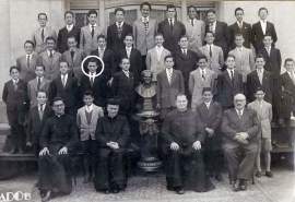 Argentine - Jorge Mario Bergoglio quand il fréquentait le Collège des Salésiens de Ramos Mejía