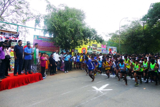 India – Una maratona per prevenire l’abuso di stupefacenti fra i giovani