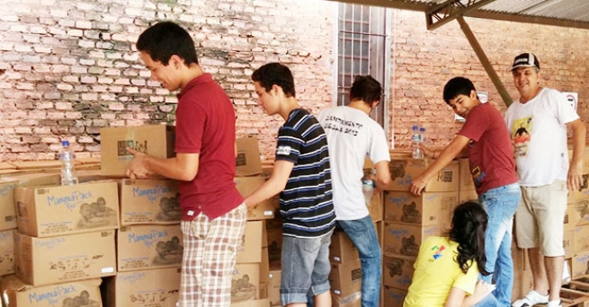 Paraguay – Donazione di alimenti per oltre 40.000 sfollati a causa delle inondazioni