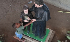 Angola - "When you give ... you love." A photo essay on Salesian missionary volunteer work.