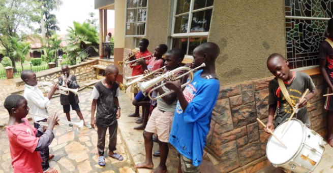 Uganda – Educare con la musica: la banda della scuola Don Bosco a Kampala