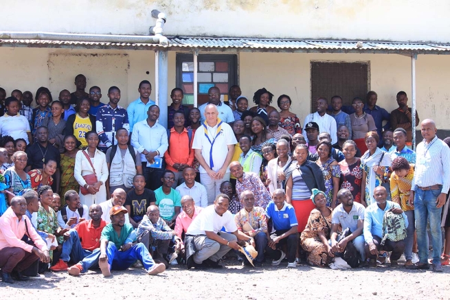 R.D. Congo – L’Ispettore dell’Africa Centrale presiede l’incontro della Comunità Educativa Pastorale e la festa di San Domenico Savio