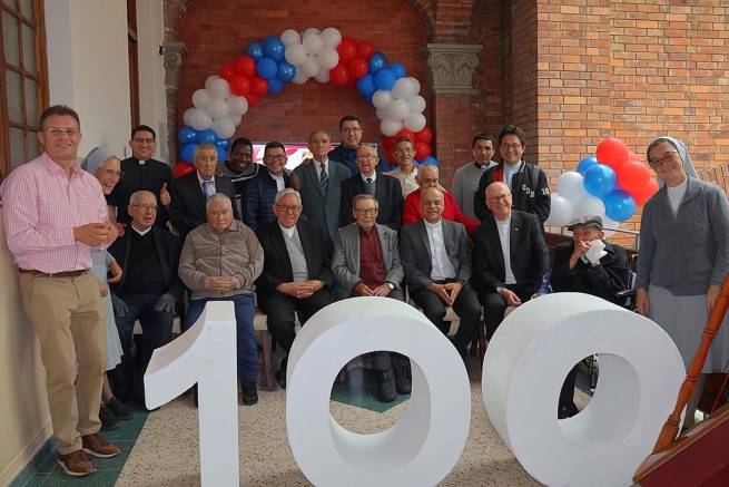 Colombia – 100° compleanno del salesiano don Wenceslao Koupil