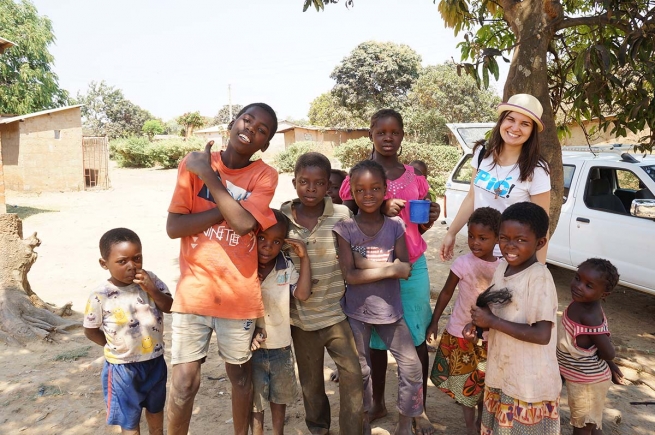 Zambia – Moja misja to po prostu bycie z nimi