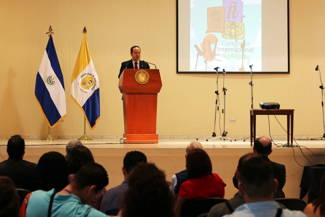El Salvador – “Salvando as línguas da Região”: IV Congresso Internacional