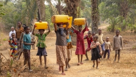 Repubblica Democratica del Congo – Un pozzo per migliaia di assetati