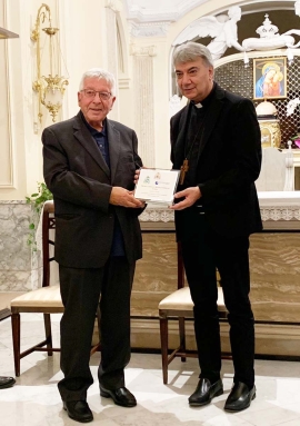 Italia – Un nuovo riconoscimento a don Giuseppe Costa, SDB, per il suo libro “Girovagando tra cronache ed eventi. Quarant’anni di giornalismo”