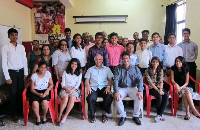 India – Un corso per aiutare i giovani a sviluppare la personalità