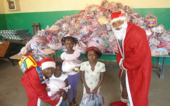 Sierra Leona – ¿Una Navidad africana? Sí. África también celebra la Navidad