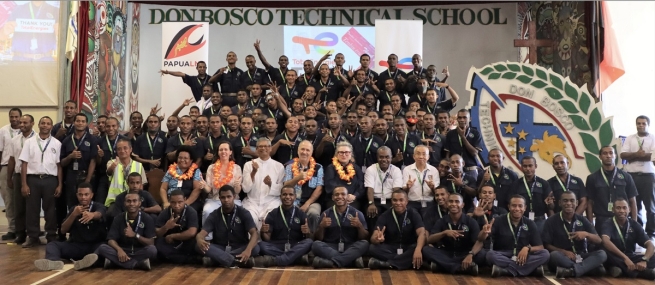 Papúa Nueva Guinea - La Escuela Técnica Don Bosco de Gabutu inicia asociaciones con la industria para ayudar a los estudiantes a entrar en el mundo laboral