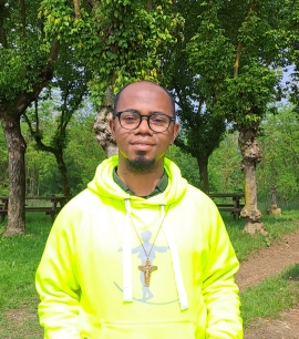 RMG - Salesian missionaries tell their stories: young François Tonga, from Madagascar to Albania