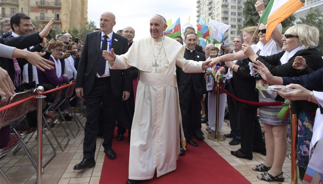 Azerbejdżan – Papież Franciszek: “rzeczywistość lepiej się rozumie z peryferii niż z centrum”