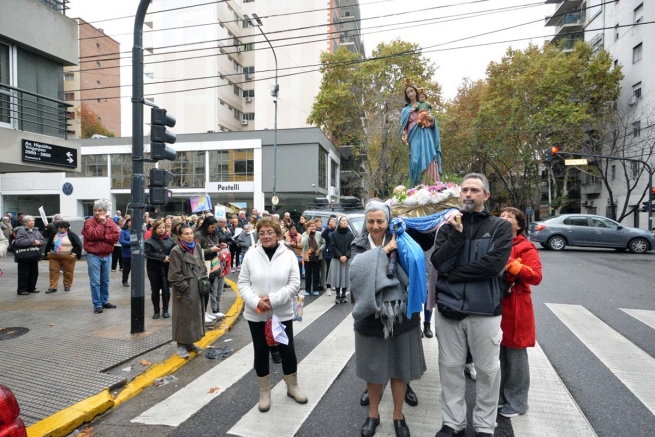 Argentina - Pellegrinaggio della Famiglia Salesiana alla Basilica di Maria Ausiliatrice di Buenos Aires