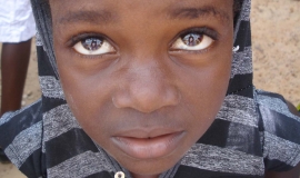 RMG – En el día Internacional de la Infancia: una terrible crisis con rostro de niño