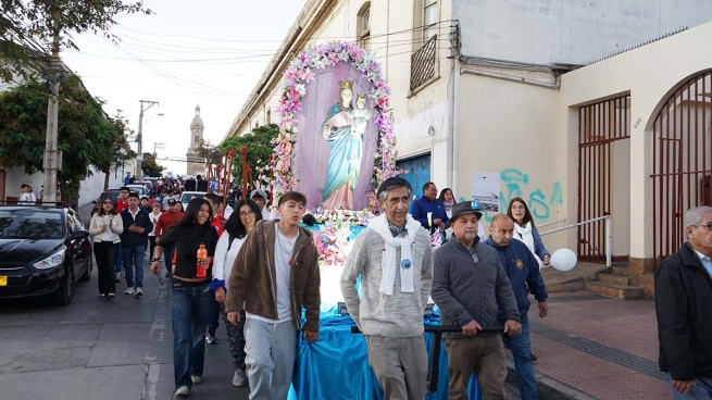 Chile - Procession in honor of Mary Help of Christians, now back through streets of La Serena