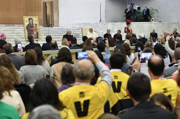 Vaticano – Papa Francesco incontra la delegazione della GMG. “Ricordo l’incontro di Lisbona come una emozione molto grande”