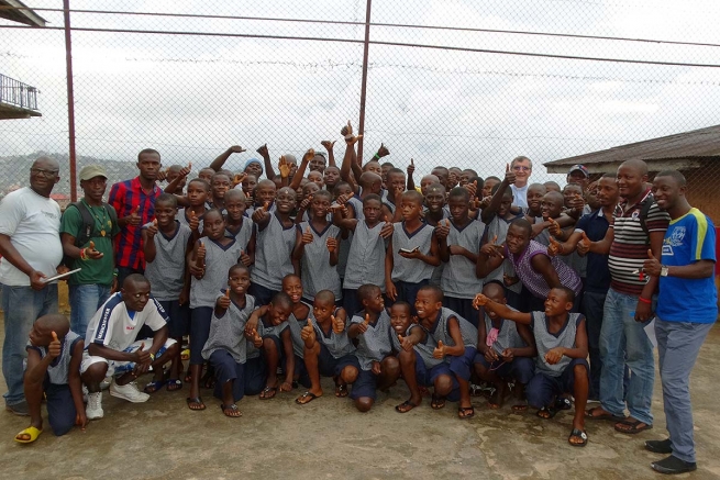 Sierra Leone – Reunification Day for 48 street children