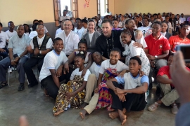 Madagascar – Famille Salésienne et jeunes avec le Recteur Majeur