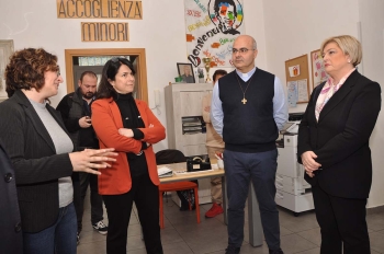 Italia – La Ministra del Trabajo, Marina Elvira Calderone, visita la obra salesiana "Borgo Ragazzi Don Bosco" de Roma