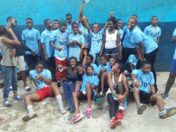 Sierra Leona - Los jóvenes de “Don Bosco Fambul” corren por Don Bosco