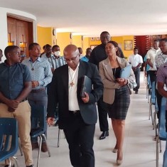 Haiti – Przedpołudnia kulturalne na temat sztucznej inteligencji organizowane przez Instytut Filozoficzny “Saint François de Sales”