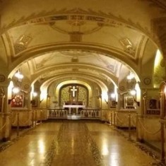 Italie – La chapelle des reliques de la Basilique Marie Auxiliatrice de Turin fête ses 90 ans à travers une exposition sur le Suaire