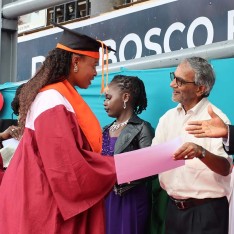 Kenya – Cerimonia di consegna dei diplomi a 321 giovani e inaugurazione di un nuovo padiglione del Don Bosco Boys Town Technical Institute di Nairobi