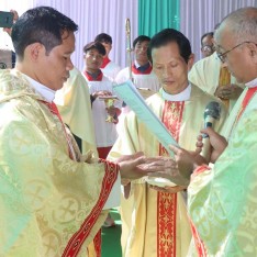 India – Ordinato il primo sacerdote salesiano dell’Arunachal Pradesh: il frutto di anni di dedizione missionaria