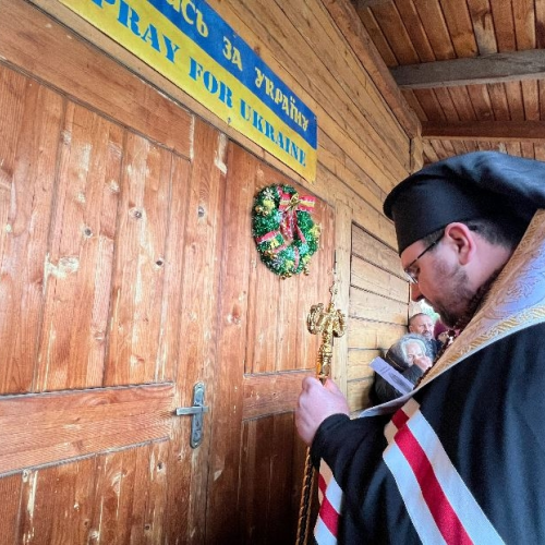 Ukraine – The Jubilee Door opened by the Bishop of Donetsk, Bishop Maksym Ryabukha, SDB, 20 km from the front