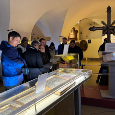 Italy – General Chapter Members Visit the Shroud Museum