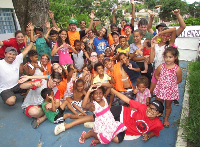 Brazylia – “Akcja Misyjna” prowadzi salezjańską młodzież do spotkania z bliźnim