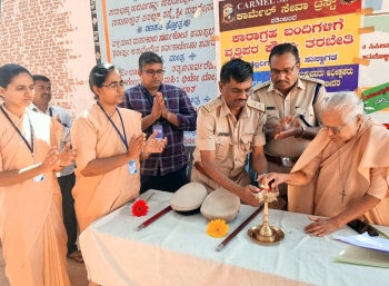 India - Inauguración de cursos cortos de electricidad e hidráulica para reclusos en Bidar