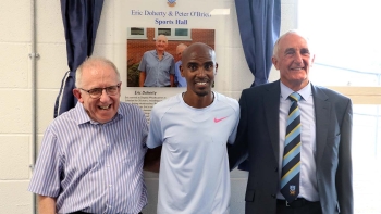 Gran Bretaña - Inauguración de un nuevo pabellón deportivo en la escuela salesiana de Chertsey