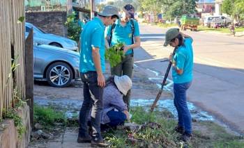 Paraguay - Alumnos de «Carlos Pfannl» siembran 600 plantines de Tajy