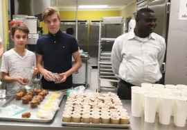 Canadá - Los estudiantes voluntarios para los pobres