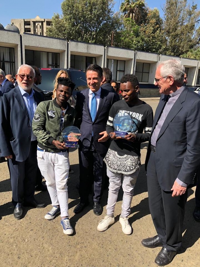 Ethiopia - President of Italian Council Conte rewards two past pupils of Salesian projects