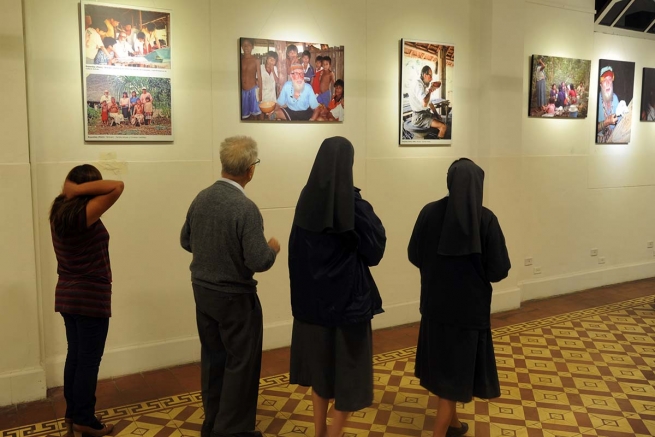 Perú - Inauguración de la exposición fotográfica "Santidad Salesiana"