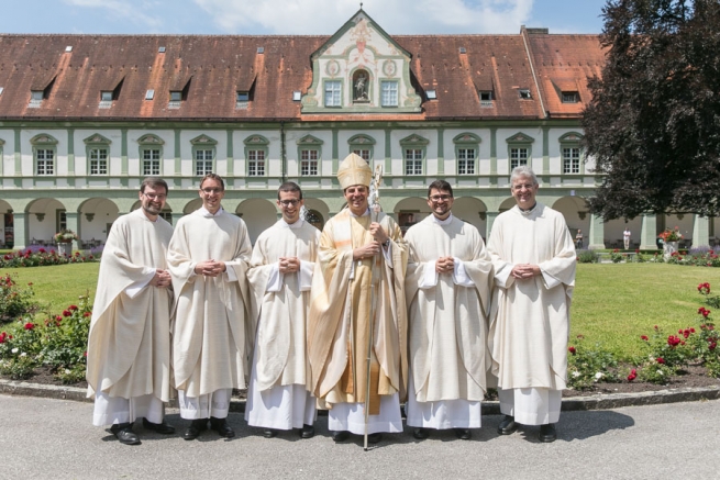 Alemania - Ordenaciones Sacerdotales de tres salesianos